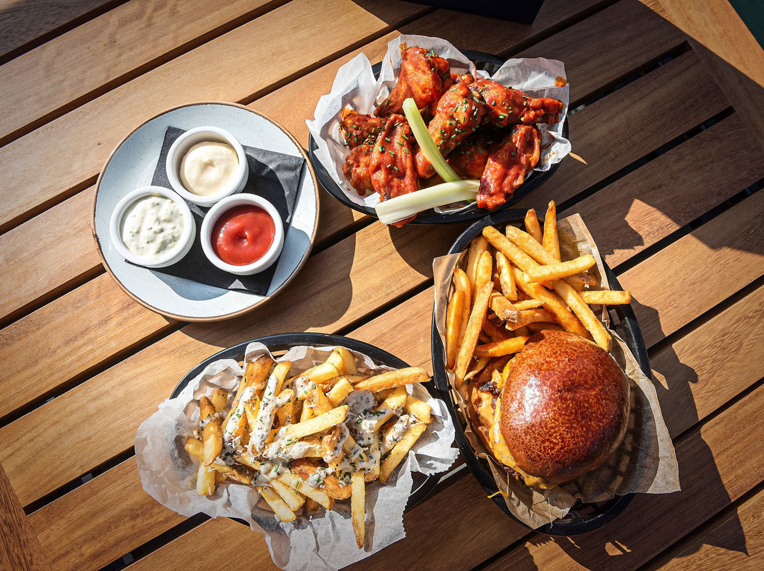 Northwood Sports Pub & Kitchen
