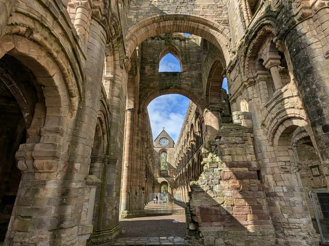 Jedburgh Abbey景点图片