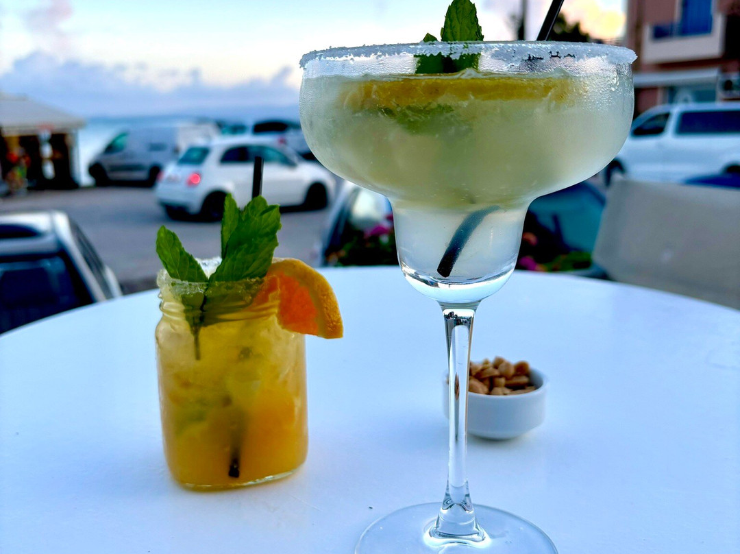 Alexis Cocktail Bar-Katelios必去景点