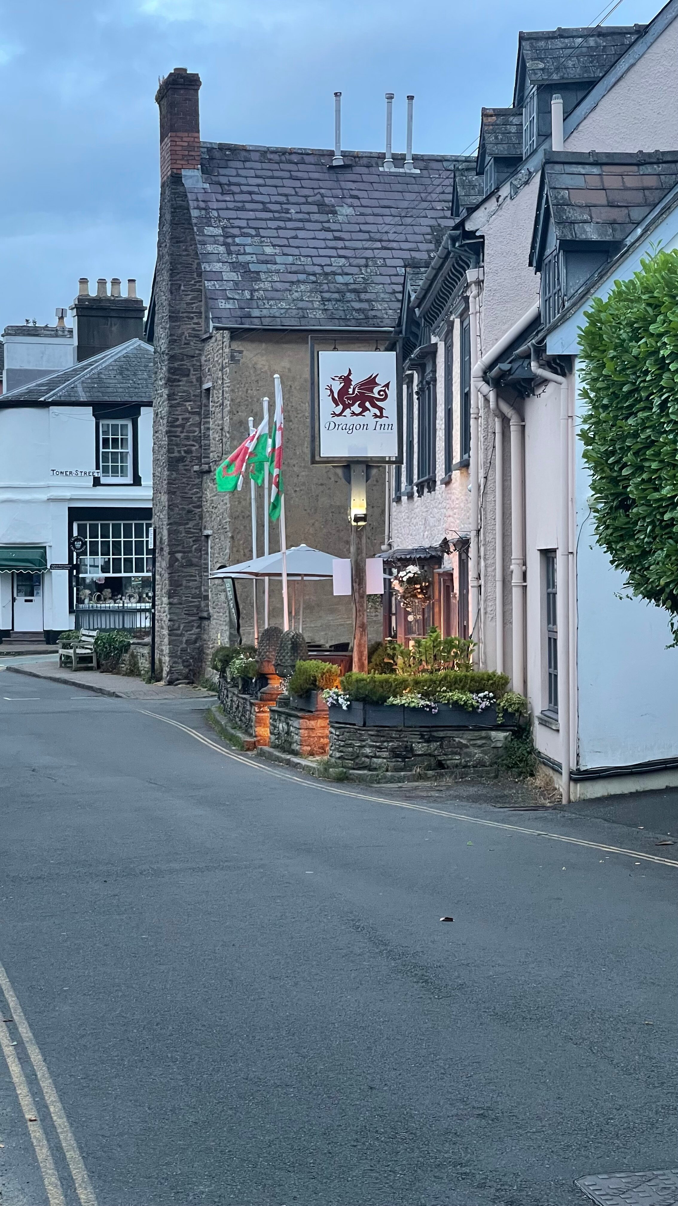 Dragon Inn Crickhowell-浴室