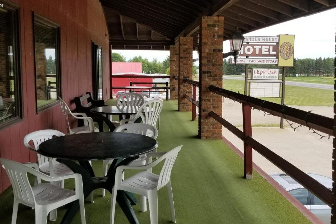 Alexander House Motel主图