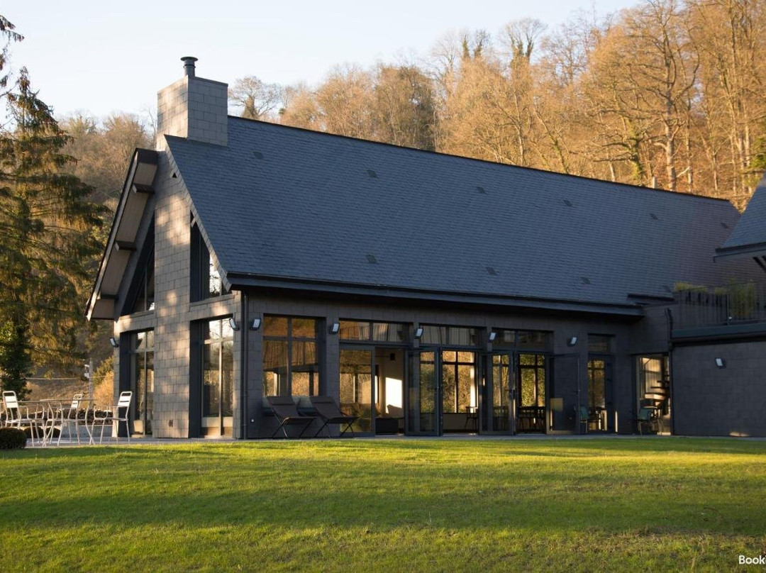 Les Sources du Val主图