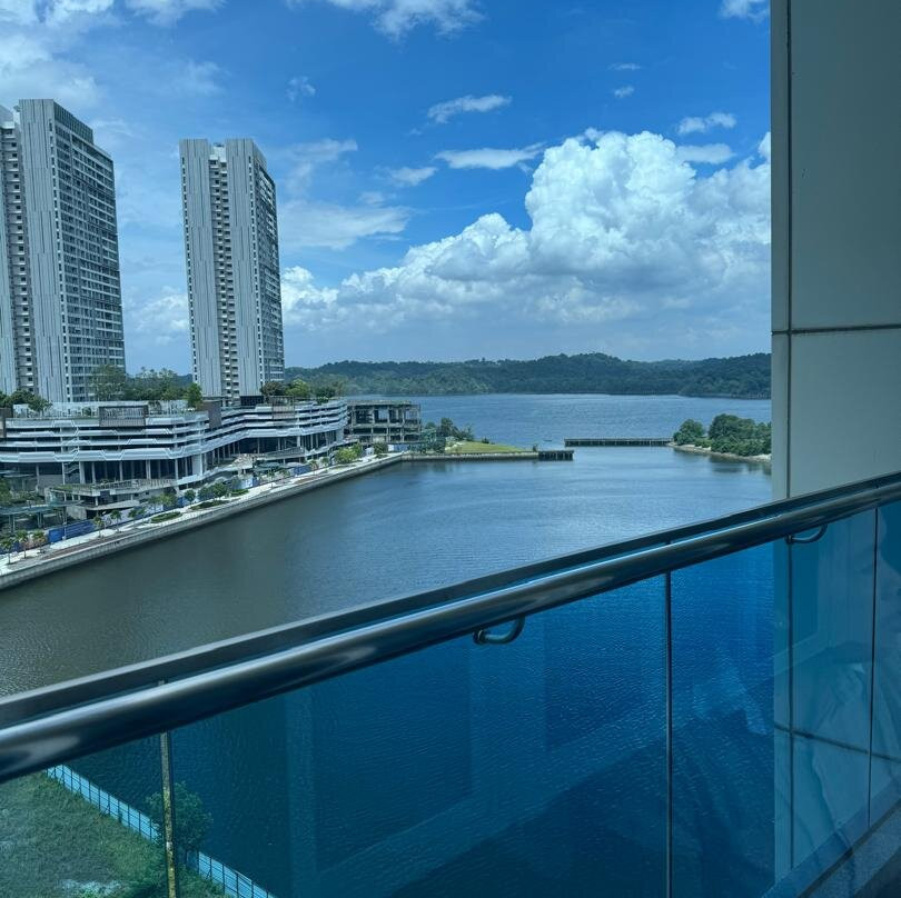 柔佛布蒂港辉盛坊国际公寓主图