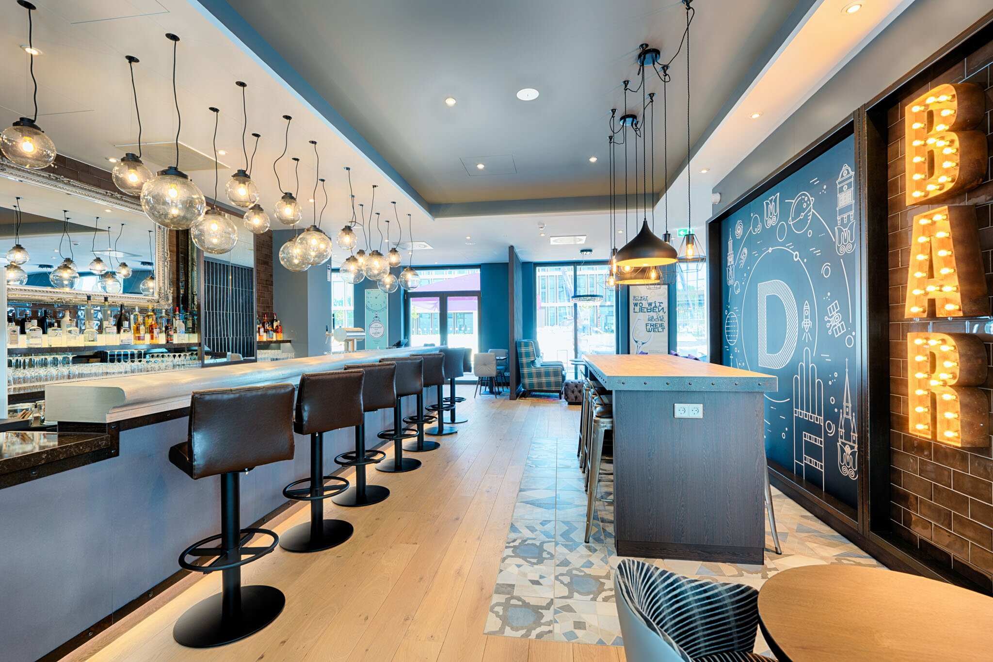 Premier Inn Darmstadt City Centre hotel-餐饮