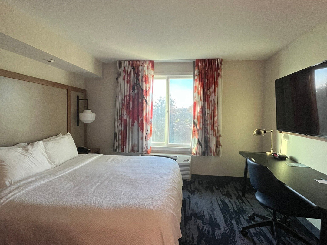 Fairfield by Marriott Inn & Suites Burlington主图