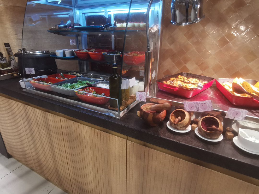 Plaza Premium Lounge (departures)-安曼必去景点