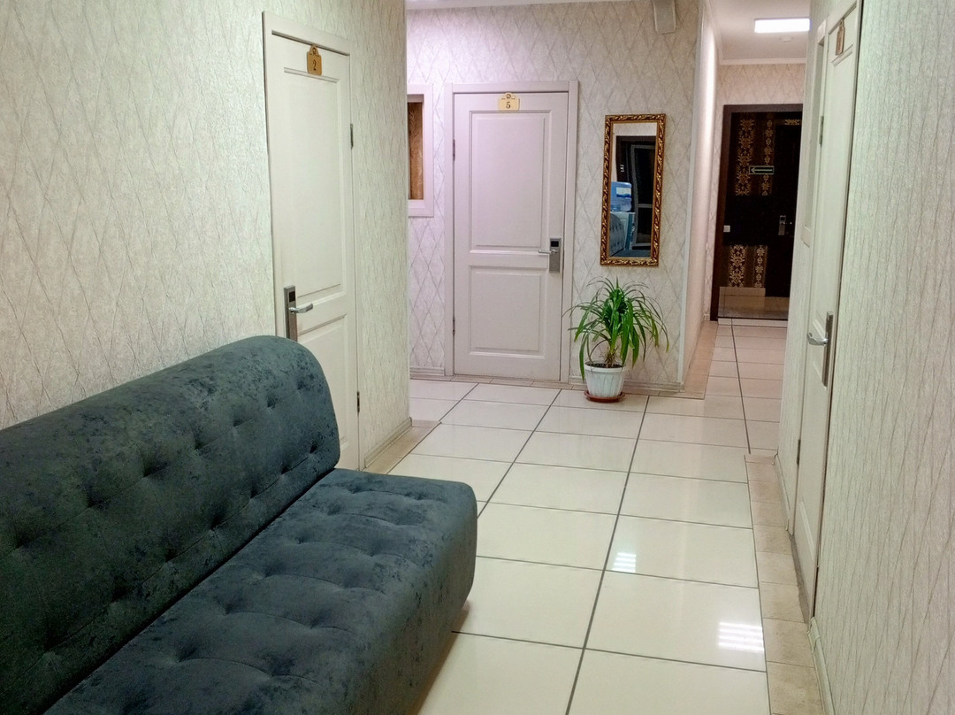 24 Chasa Hotel主图