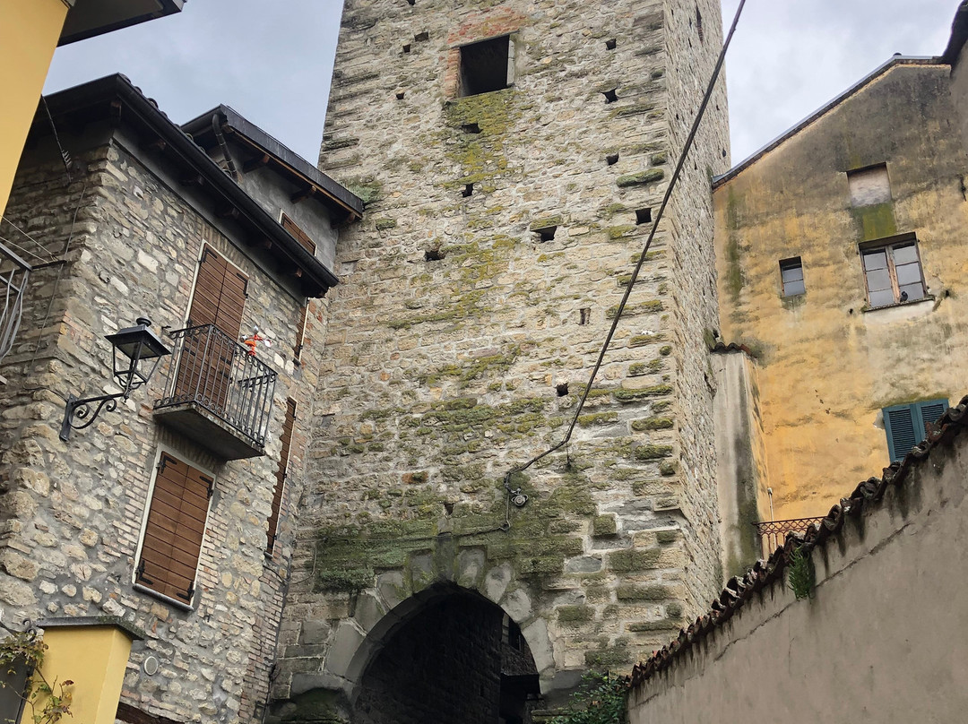 Torre Di Porta Sottana景点图片