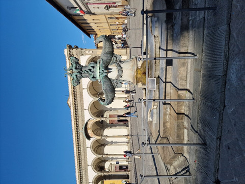 Piazza Della Santissima Annunziata-佛罗伦萨必去景点