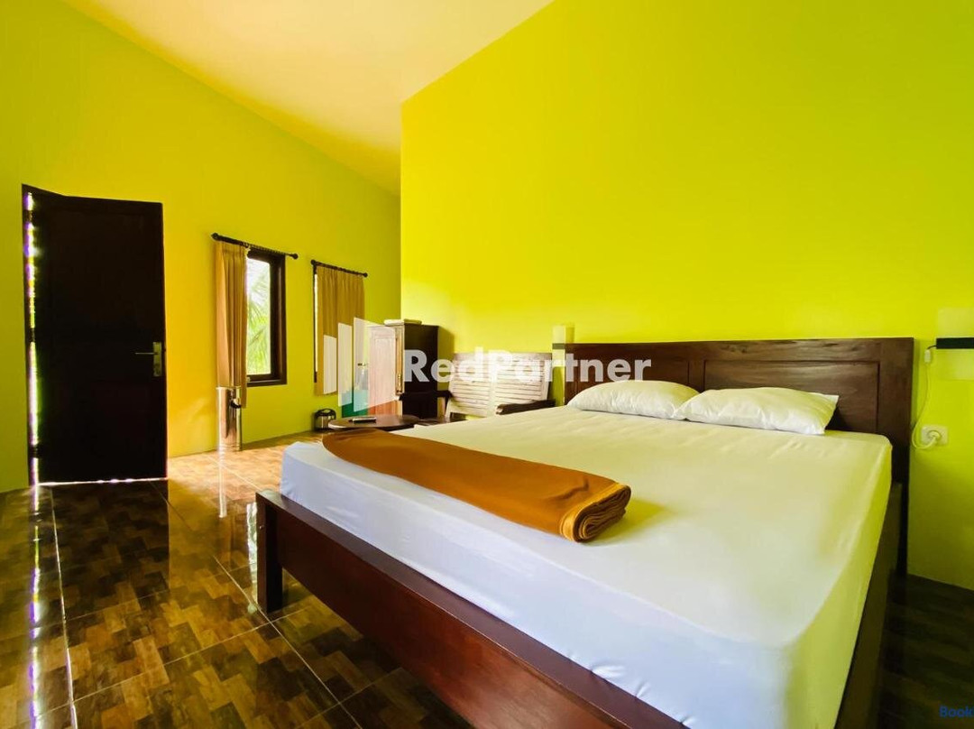 Hotel Dan Gazebo Syariah Pinggir Kali Prigen RedPartner