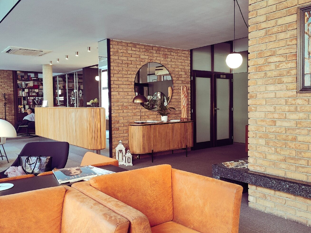 Bristol Hotel