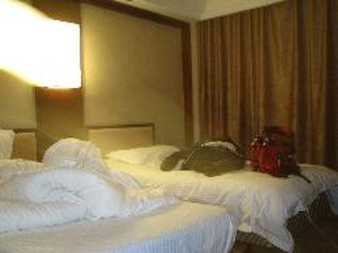 香江大饭店主图