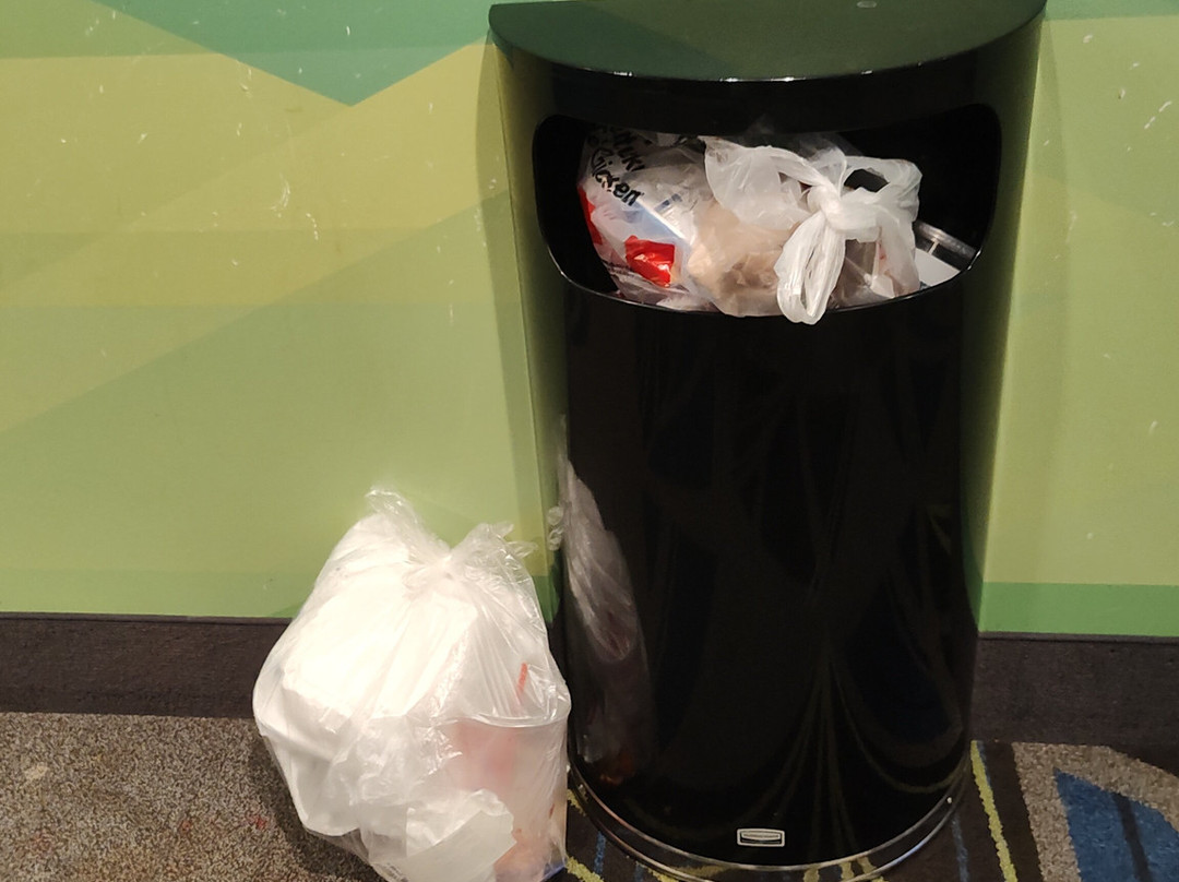 Holiday Inn Express & Suites Detroit North - Roseville By IHG主图