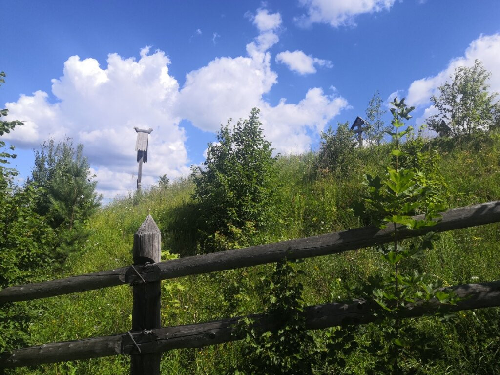 Tropinka Levitana-Ples必去景点