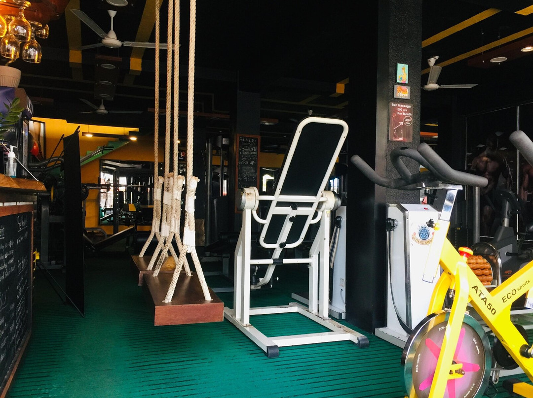 Fit 4 Life Gym-希克杜沃必去景点