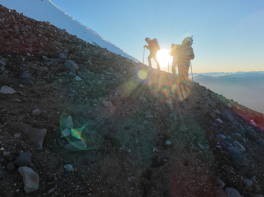 Ascensión A La Cumbre Del Volcán Osorno-巴拉斯港必去景点
