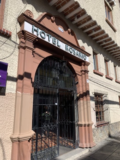 拉巴斯罗萨里奥酒店-官方