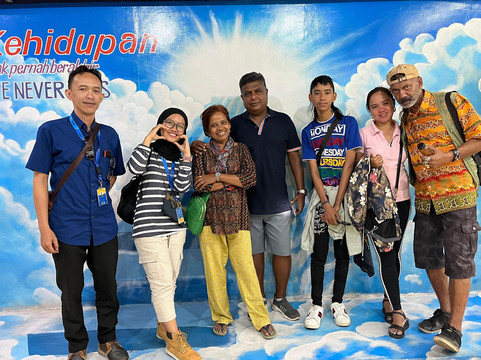 indonesia tour and travel