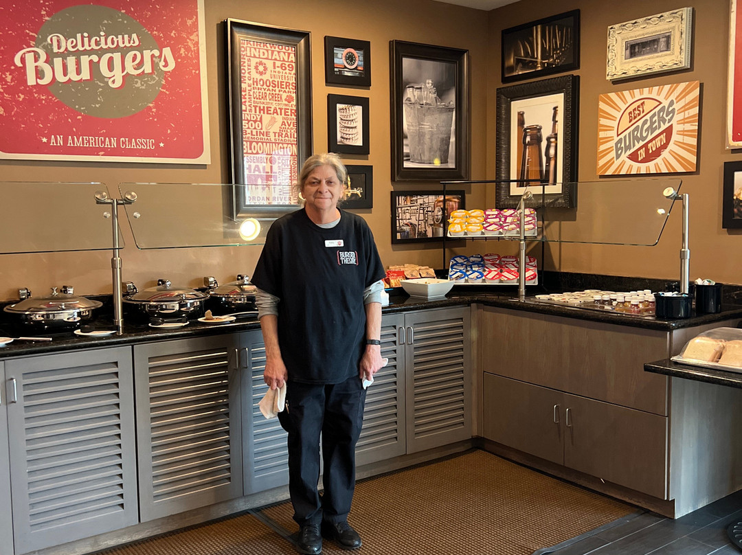 Holiday Inn Bloomington-University Area by IHG主图