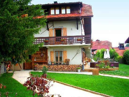 La Ferme d'Emilienne主图