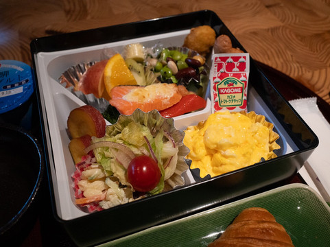 高山伍德酒店主图