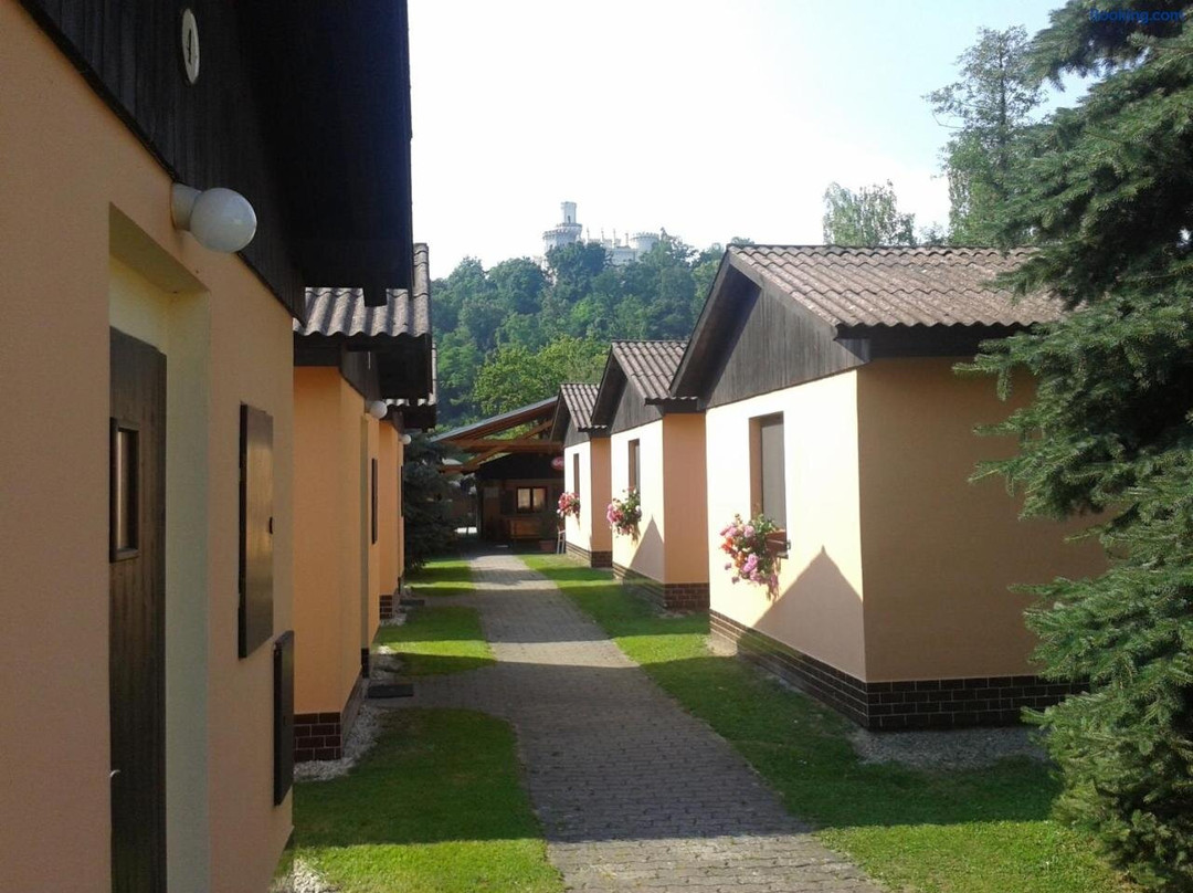 德沃夏克体育中心酒店