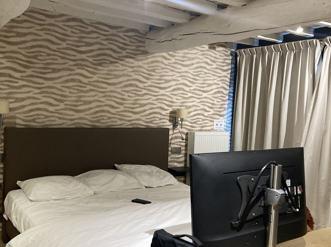 Le Manoir Hôtel主图