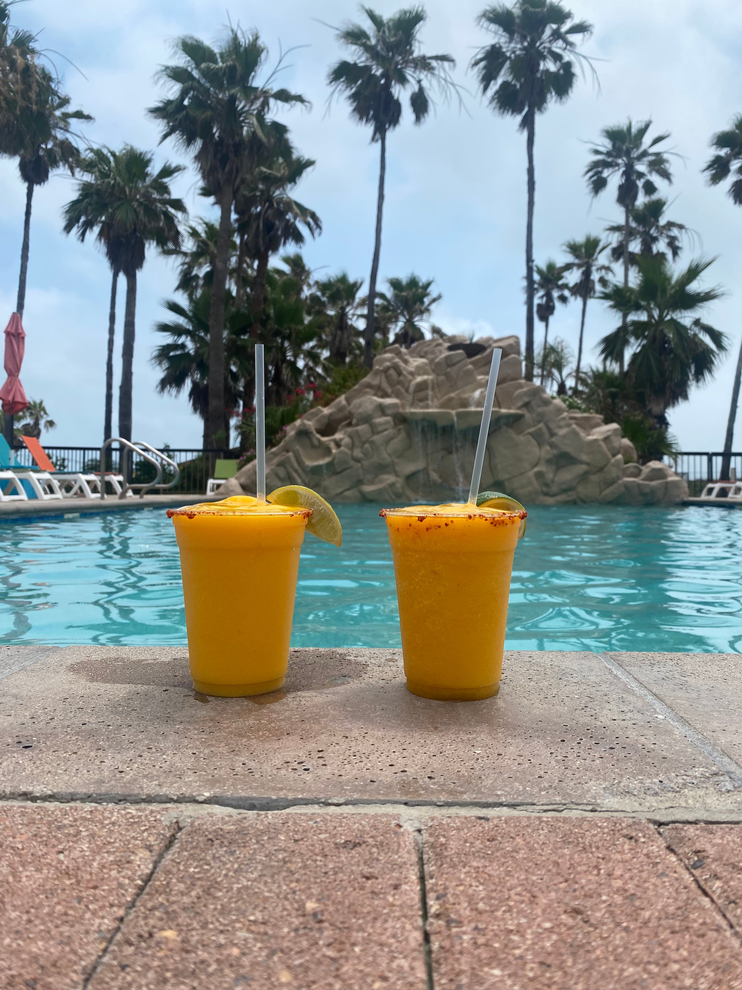 Isla Grand Beach Resort-泳池