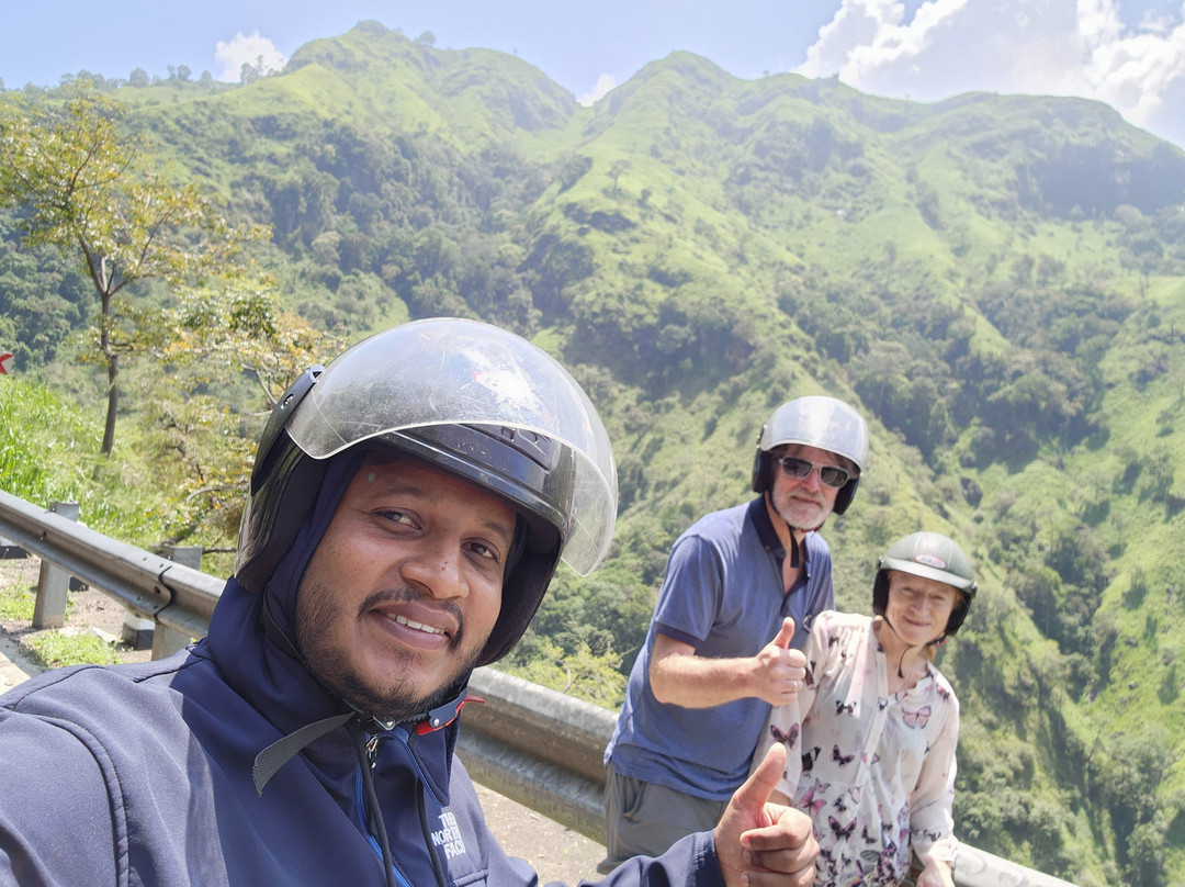 Chathu Lanka Tours景点图片