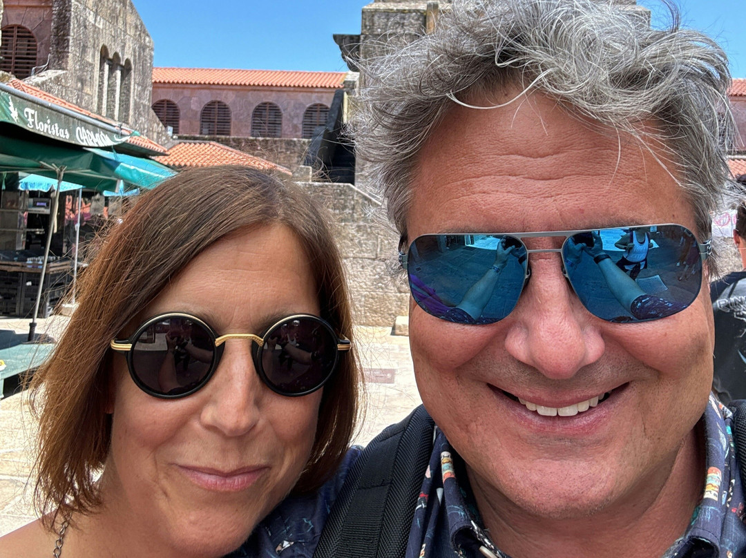 Questo Santiago: Interactive Self-Guided Walking Tour & City Quest