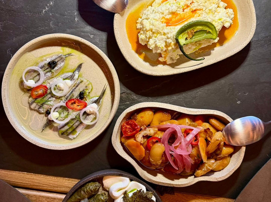 Rizes Gastro Taverna