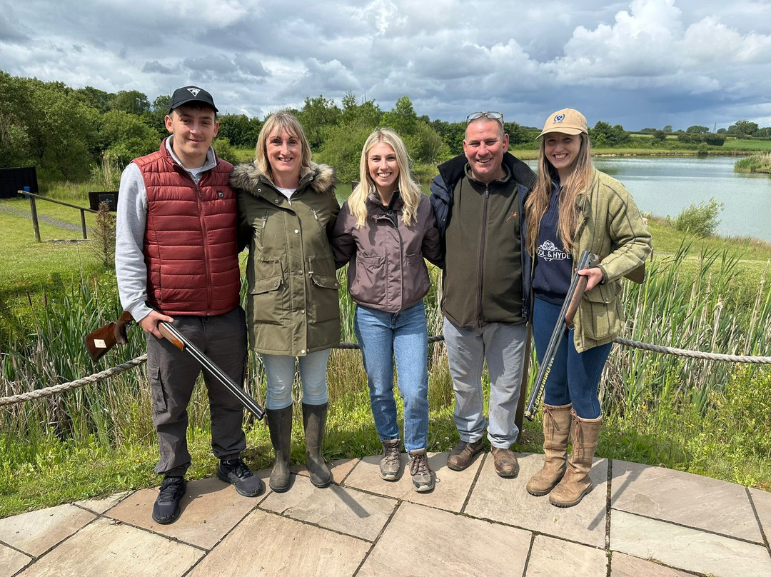 Lakeside Clay Shoot & Fishing Lakes景点图片