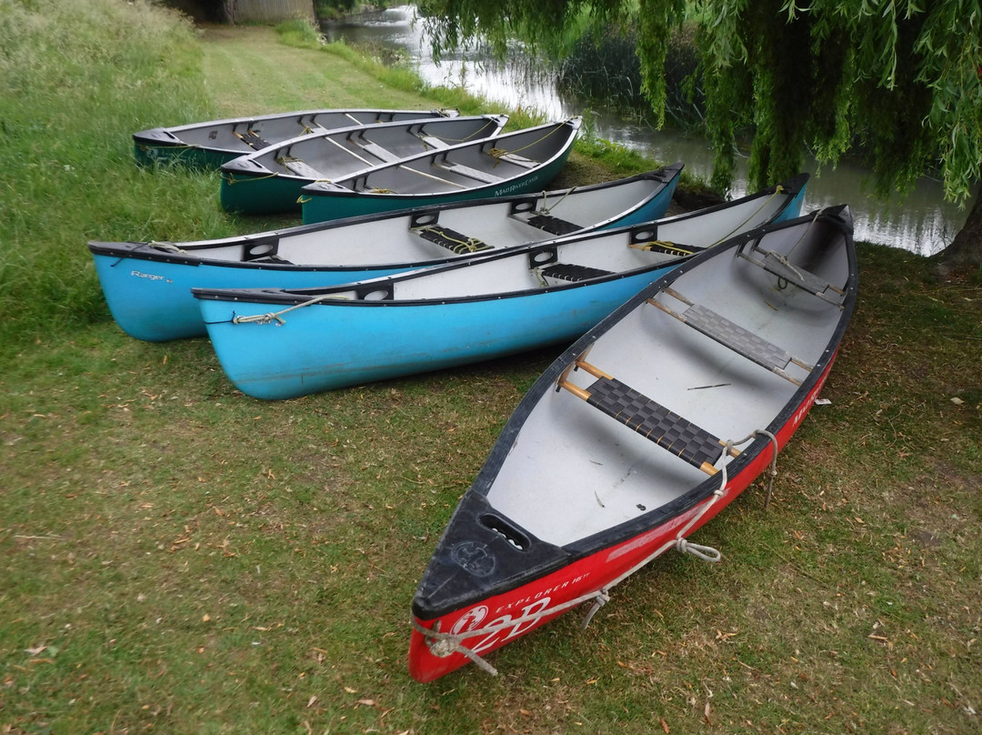 Cotswold Canoe Hire-莱奇莱德必去景点