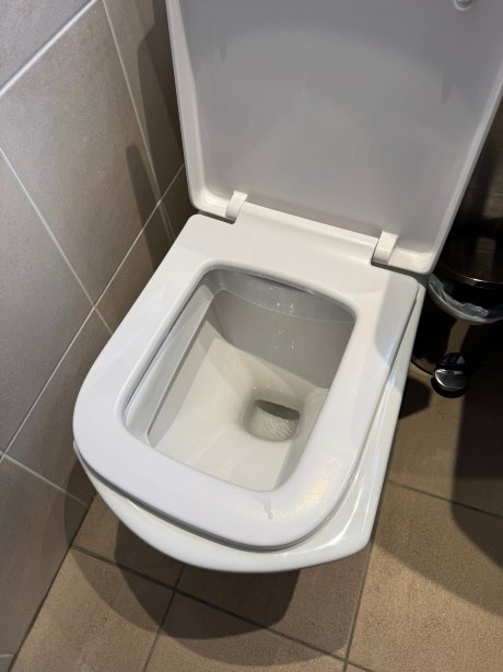 鲁顿提斯特尔快捷酒店-官方