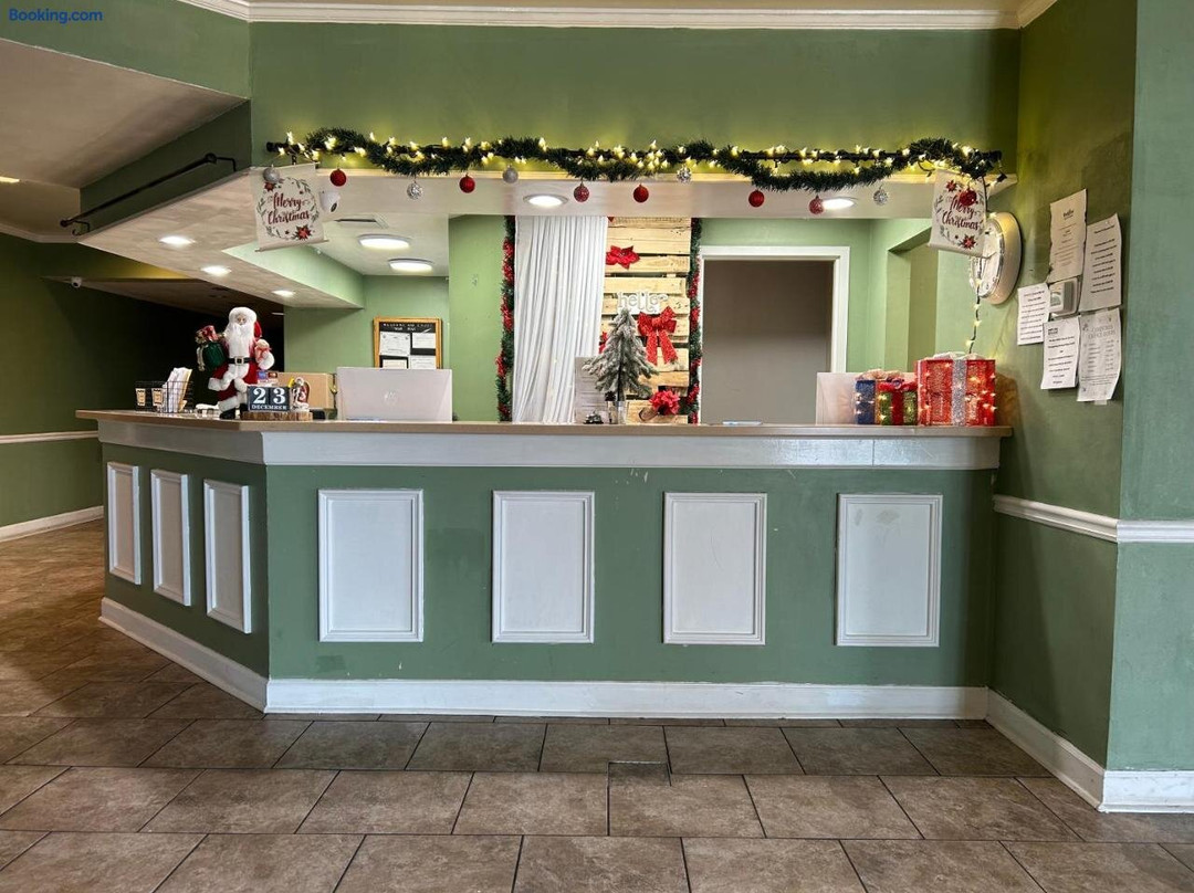 Gainesville Inn & Suites