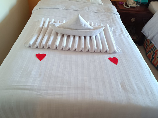 日出假日度假酒店主图