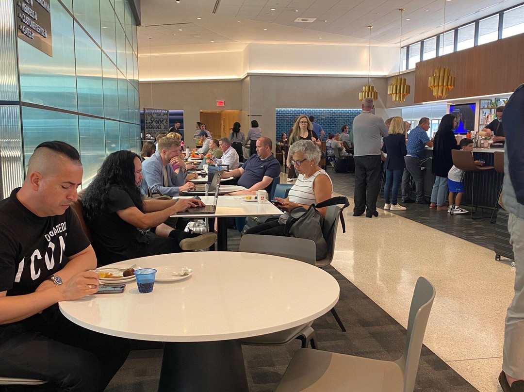 United Lounge Newark Terminal C-纽瓦克必去景点