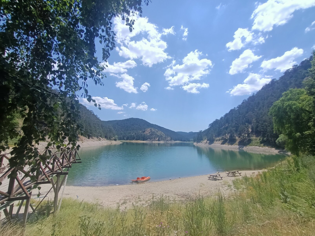 Sünnet Gölü Tabiat Parkı