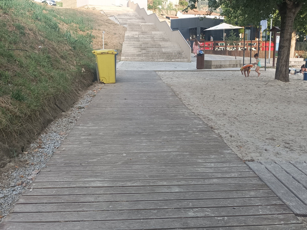 Praia de Bitetos-Marco de Canaveses必去景点