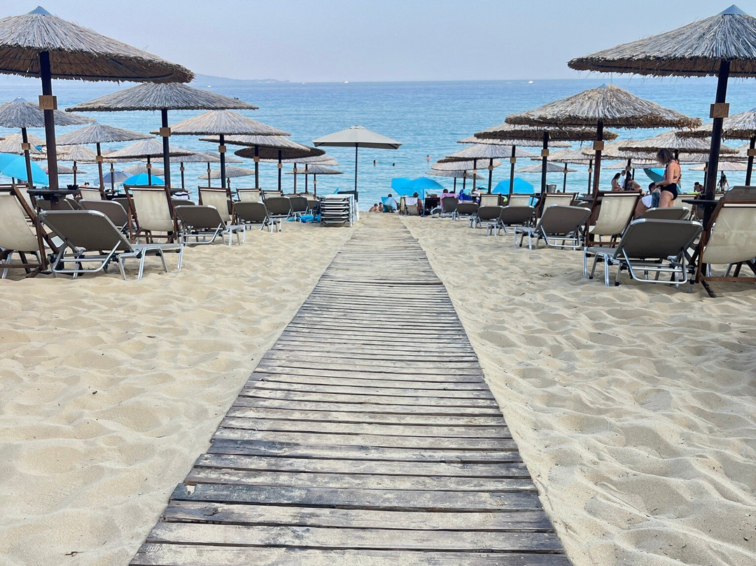 Breeze Beach Bar-新派拉莫斯必去景点