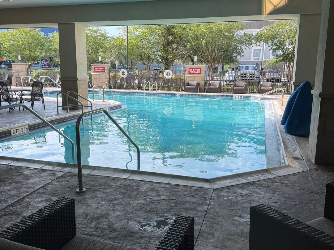 Drury Inn & Suites Gainesville主图
