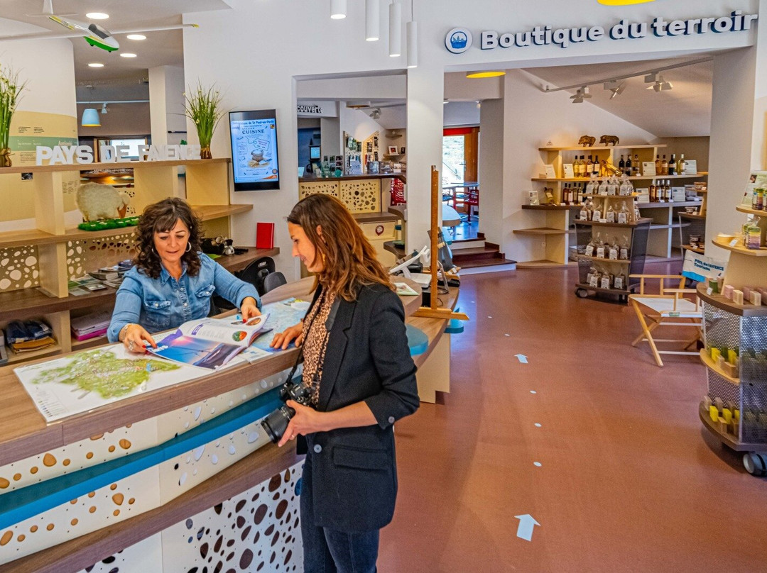 Maison du Lac de Saint-Cassien-Tanneron必去景点