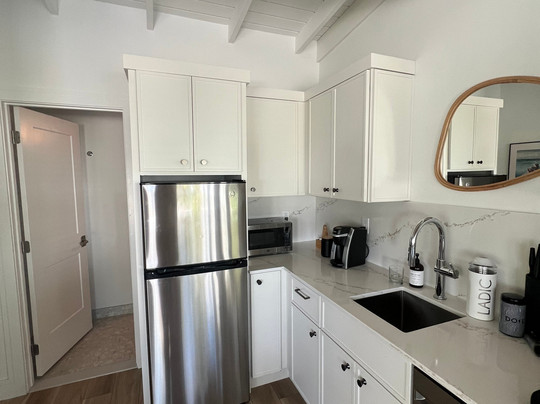 松树&棕榈树度假极度主图