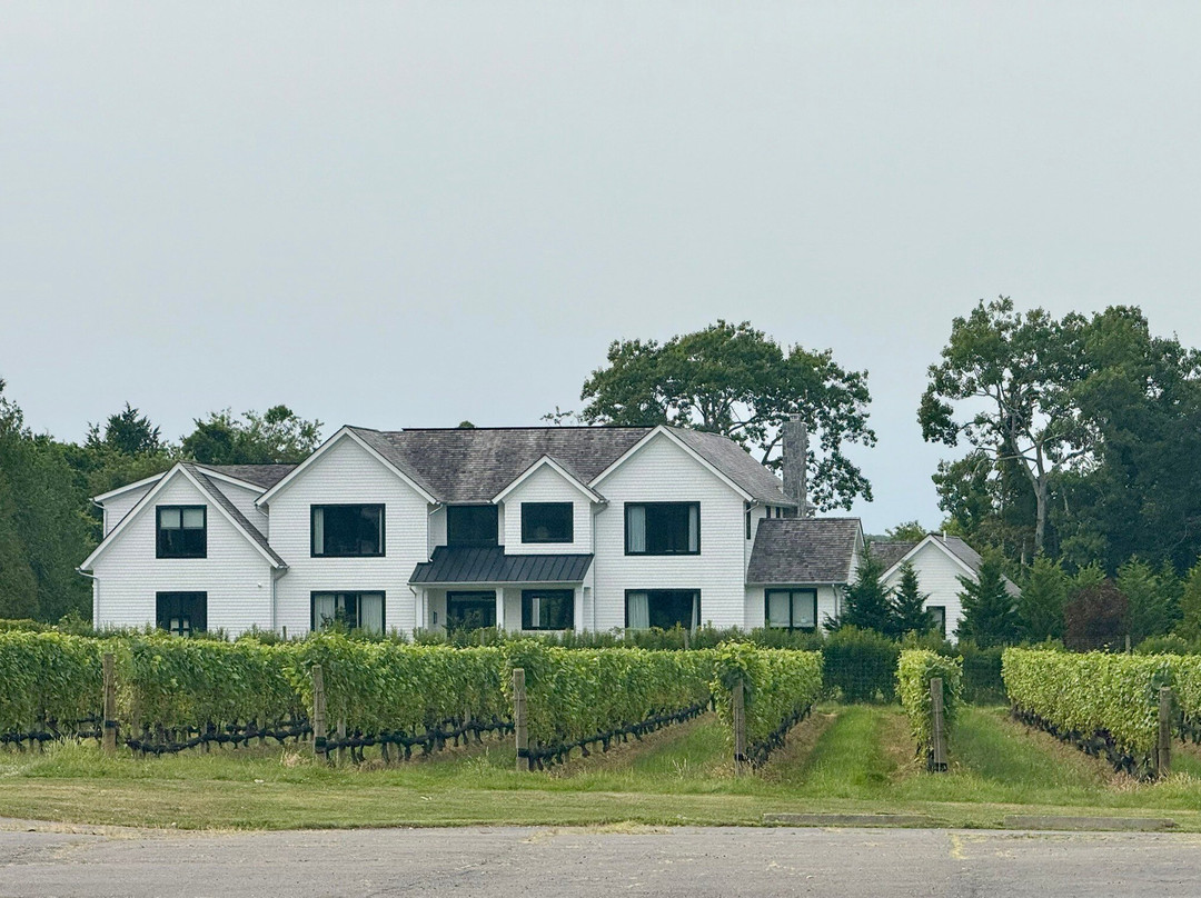 Duck Walk Vineyards-Water Mill必去景点