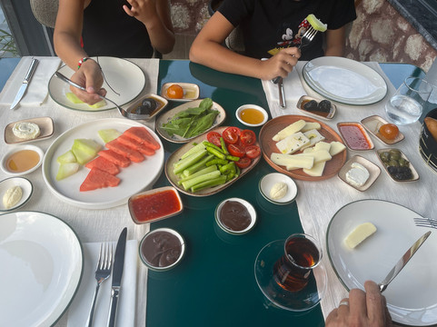 Elvora Restaurant主图