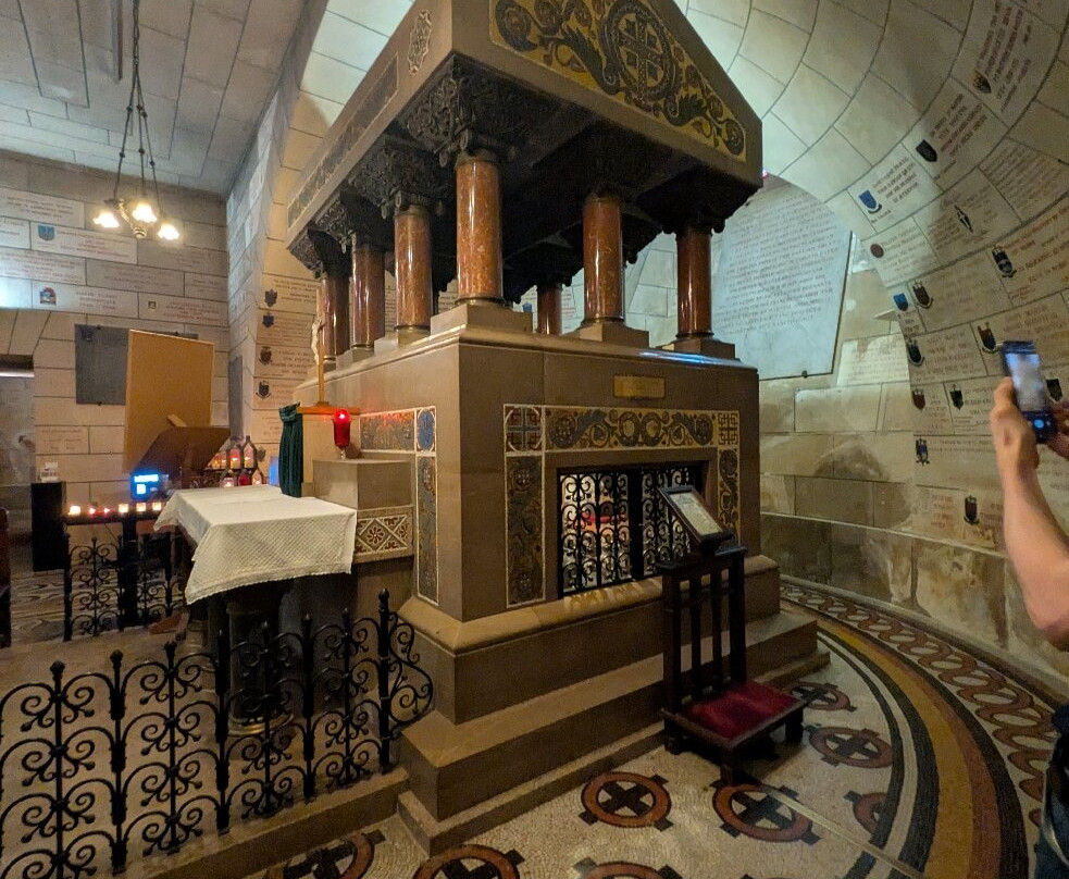 Basilique Saint Martin-图尔必去景点