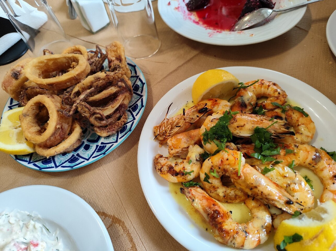 Mezedopoleío Bámpis