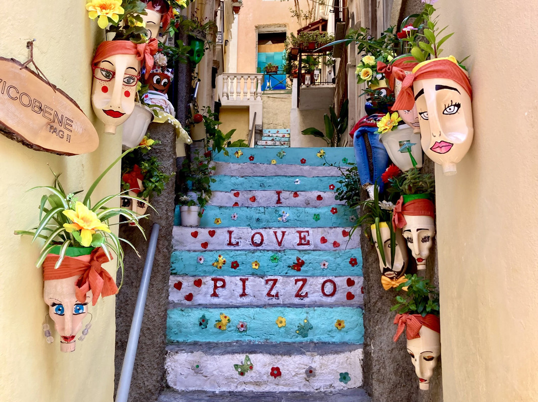 I Vicoli di Pizzo-皮佐必去景点
