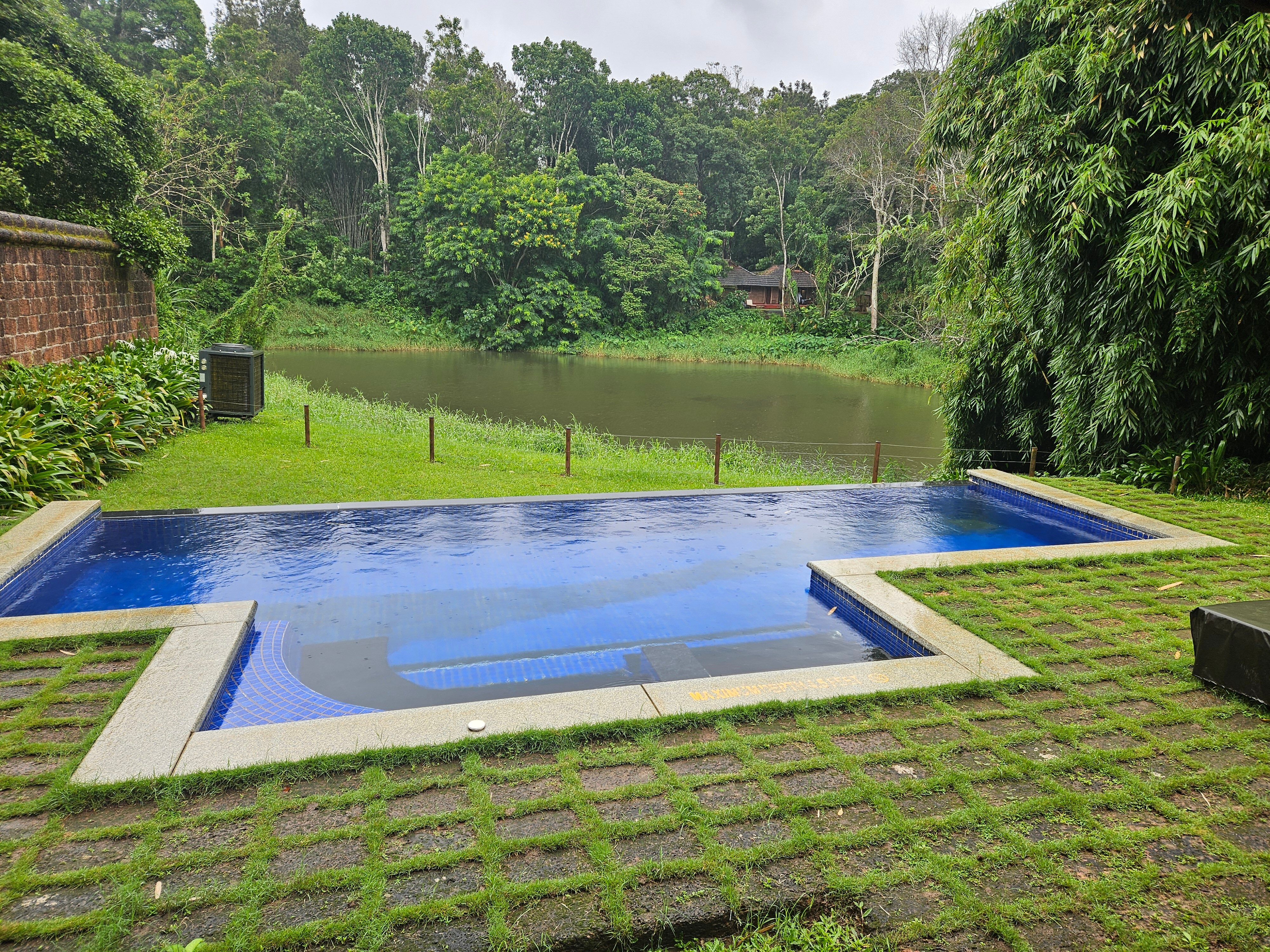 Evolve Back, Coorg-客卧
