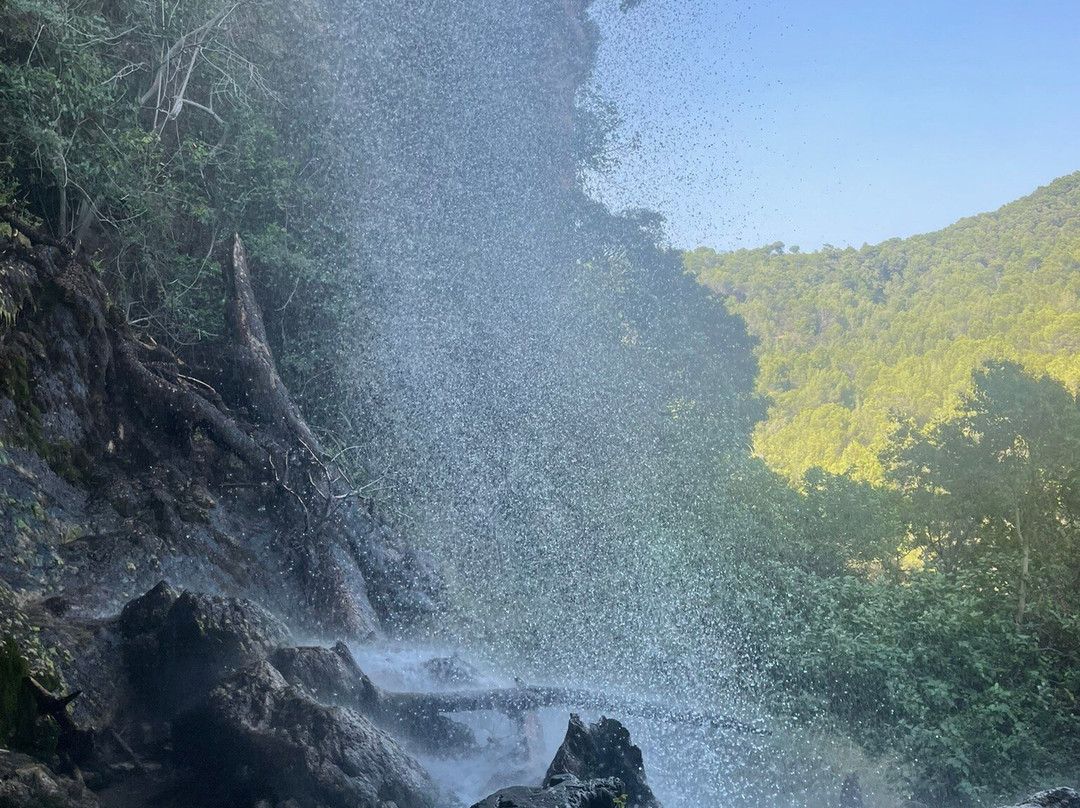 Salto de la Novia-Navajas必去景点